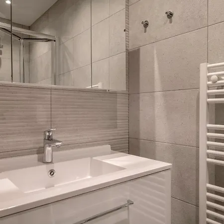 Vue ! Pour 4 Apartamento *